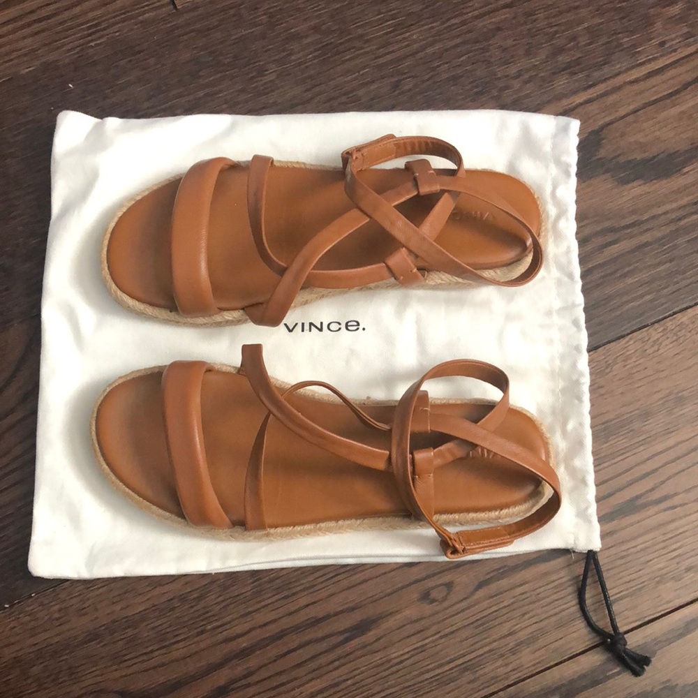 Vince Sandals. - Picture 3 of 10